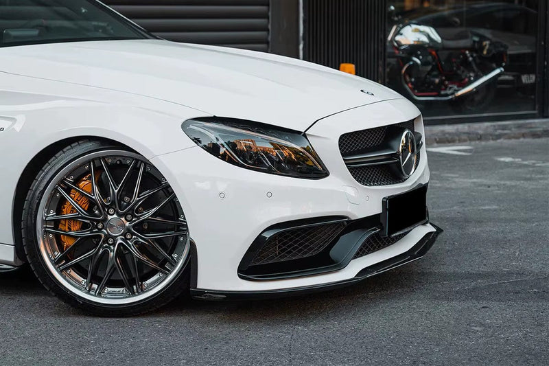 https://cdn.shopify.com/s/files/1/0565/4957/2747/files/mercedes_classe_c_w205_lame_avant-2.jpg?v=1767089339
