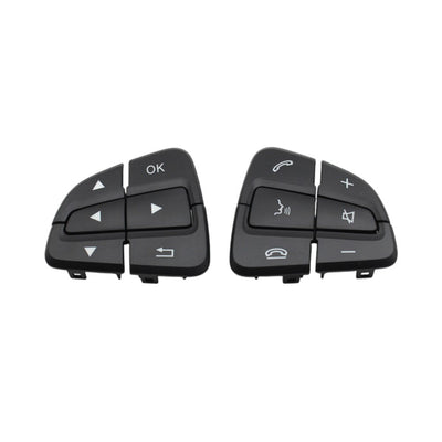 https://cdn.shopify.com/s/files/1/0565/4957/2747/files/mercedes_w205_classe_c_boutons_de_volant_noir_argent2.jpg?v=1765187220