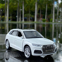Miniature Audi Q5 1:32 - installé sur véhicule - Becquet Voiture
