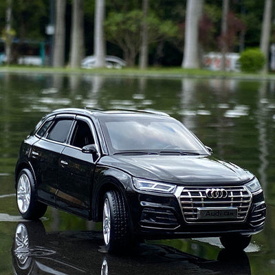 Miniature Audi Q5 1:32 - vue de profil - Becquet Voiture