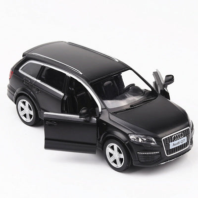 Miniature Audi Q7 1:36 Réplique Métallique - vue de trois-quarts - Becquet Voiture