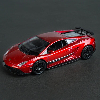 Miniature Lamborghini Gallardo Superleggera 1:36 - détail du montage - Becquet Voiture
