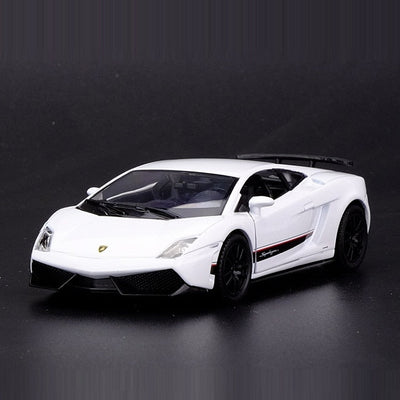 Miniature Lamborghini Gallardo Superleggera 1:36 - packshot studio - Becquet Voiture