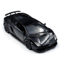 Miniature Lamborghini Gallardo Superleggera 1:36 - vue de face 2 - Becquet Voiture