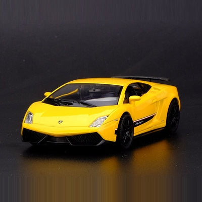 Miniature Lamborghini Gallardo Superleggera 1:36 - vue rapprochée - Becquet Voiture