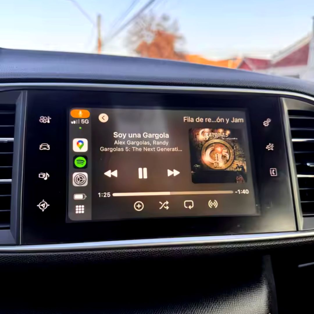 Module Apple CarPlay sans fil Android Auto Peugeot 5008 SMEG SMEG+ - vue de face - Becquet Voiture