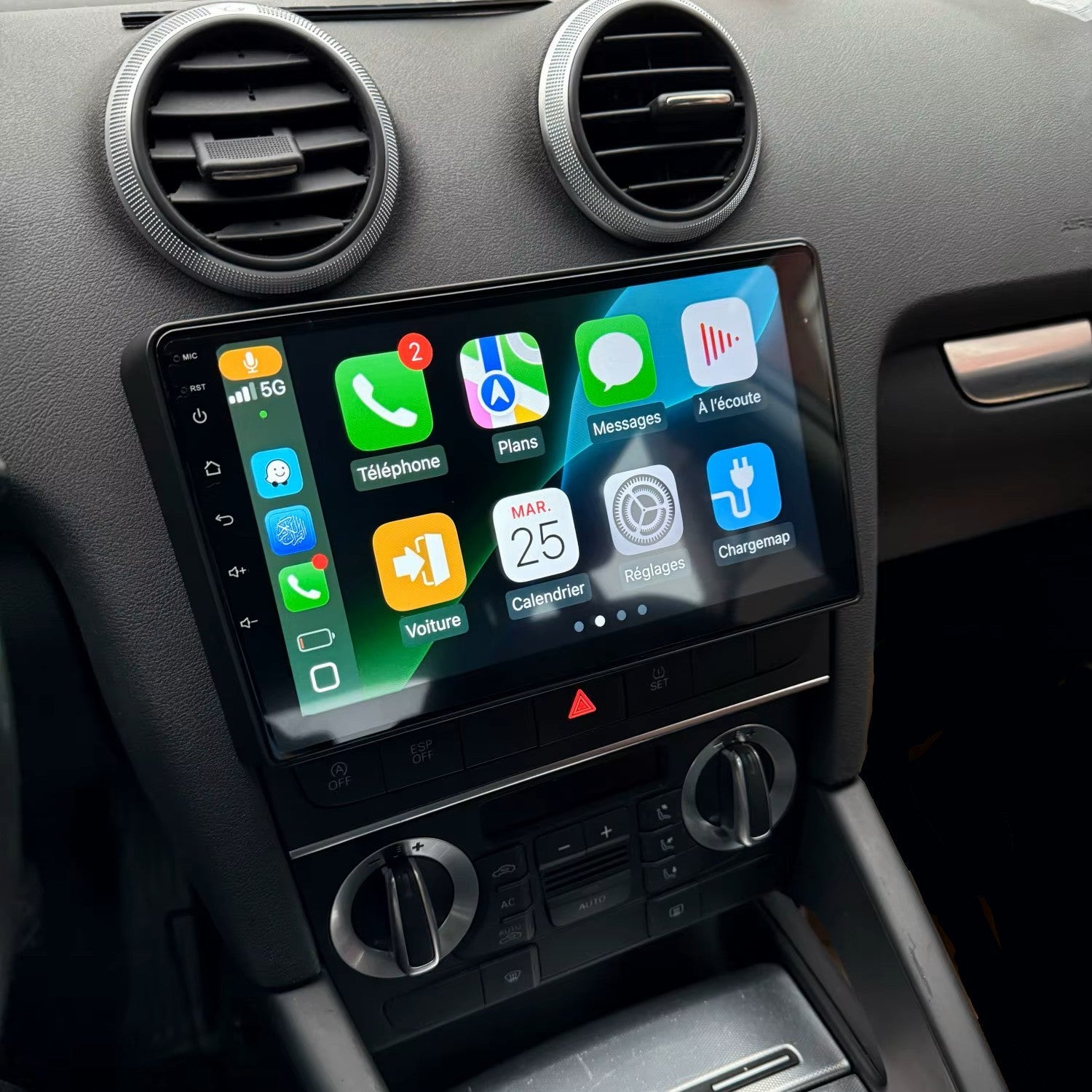 Module CarPlay Android Auto sans fil Audi A3 S3 RS3 8P 2003-2013 - vue de face - Becquet Voiture