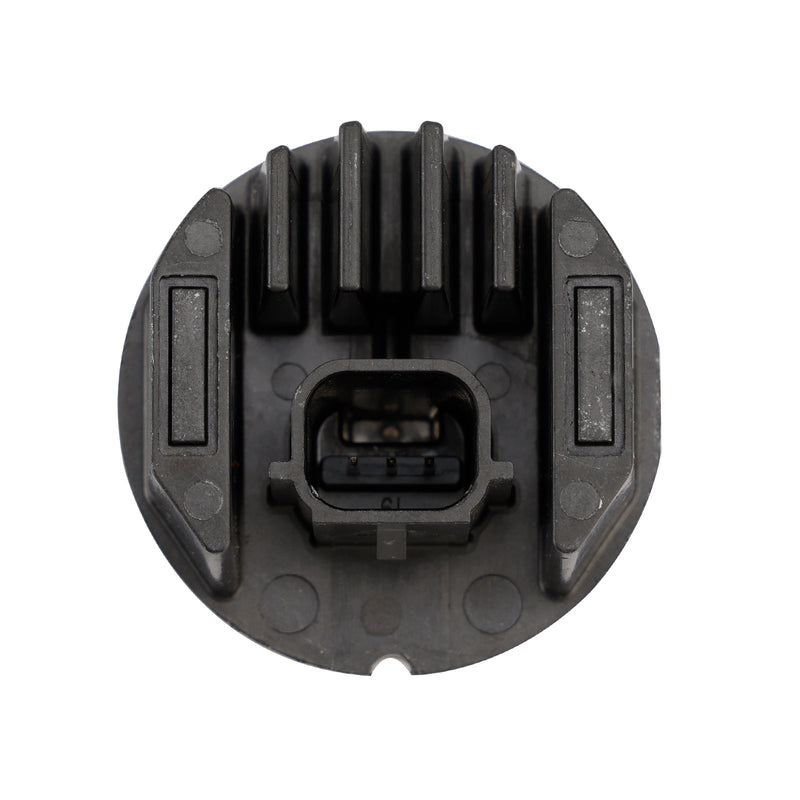 Module Feux Arrière LED LR4B 12V 3 Broches Toyota Sienna - en situation - Becquet Voiture