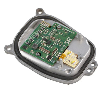 Module Phare LED DRL Opel Insignia Regal - vue de trois-quarts - Becquet Voiture