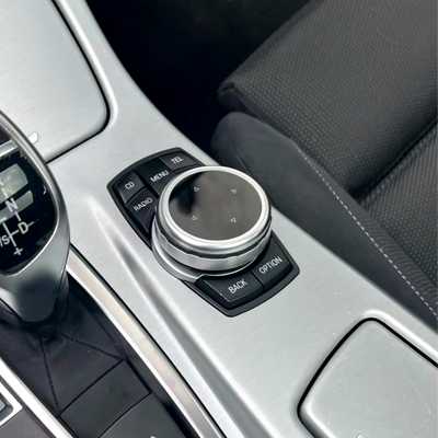 Molette iDrive remplacement BMW Série 1 F20 2013-2019 - vue rapprochée - Becquet Voiture