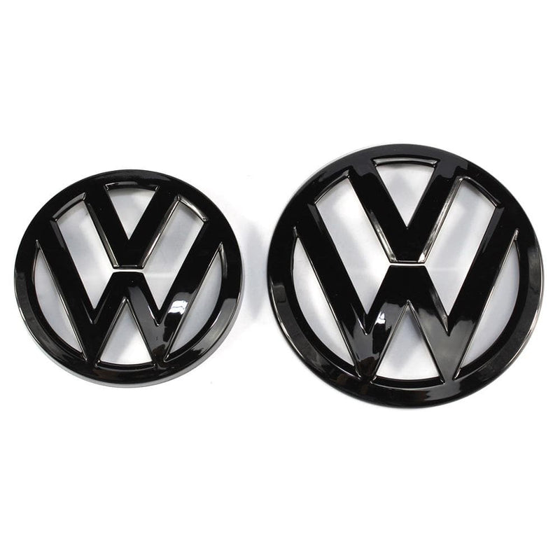 Pack emblèmes noirs VW Golf 7 - vue de face 2 - Becquet Voiture