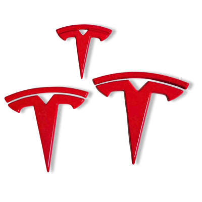 Pack Emblèmes Tesla Model 3 Y Noir Mat Carbone Rouge - packshot studio - Becquet Voiture