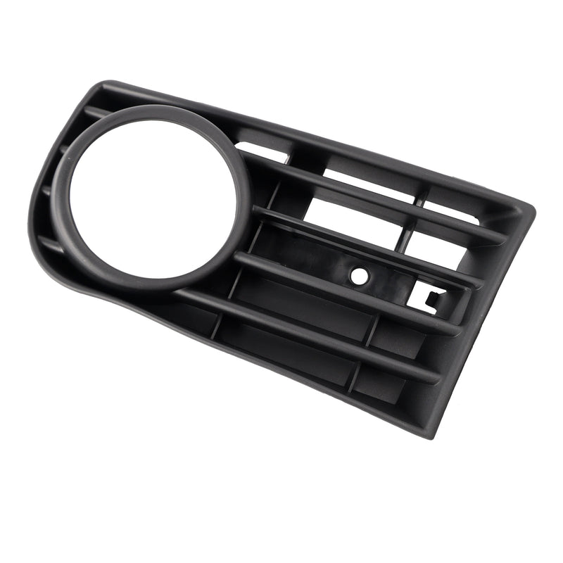 Paire Caches Calandre Antibrouillard VW Golf V MK5 2005-2009 - vue rapprochée - Becquet Voiture