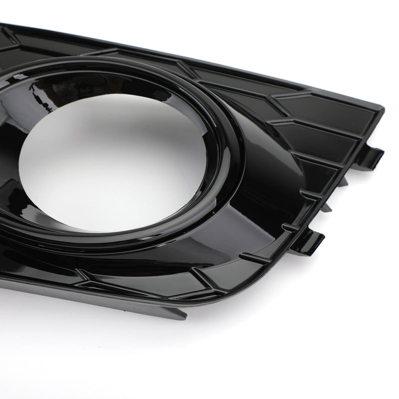 Paire de Grilles Antibrouillard Nid d'Abeille pour Audi A4 B8 RS4 2009-2012 - vue de trois-quarts - Becquet Voiture