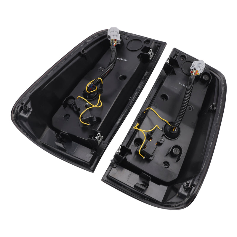 Paire Feux Arrière Dynamiques Toyota Hilux Vigo 2012-2014 - détail du montage - Becquet Voiture