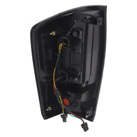Paire Feux Arrière LED Fumé Toyota Tacoma 2016-2021 - en situation - Becquet Voiture