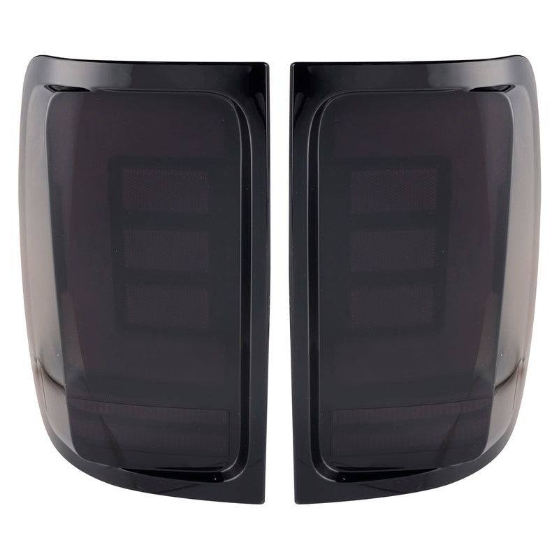 Paire Feux Arrière LED Fumés VW Amarok V6 2008-2019 - détail du montage - Becquet Voiture