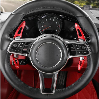 Palette au volant Porsche 911 - vue de profil - Becquet Voiture