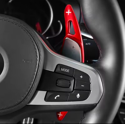 Palettes au volant aluminium BMW Série 1 M135i F40 2019-2024 - packshot studio - Becquet Voiture