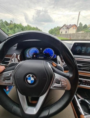 Palettes volant aluminium BMW Génération G - vue de profil - Becquet Voiture