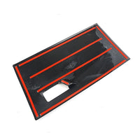 Panneau Boîte à gant Carbone A3 S3 RS3 8Y - vue de trois-quarts - Becquet Voiture