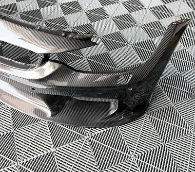 Pare-chocs Avant 3D Fibre Carbone BMW F80 F82 - vue de profil - Becquet Voiture