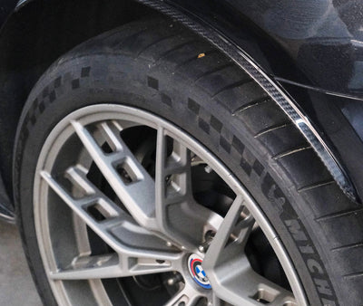 Passage de Roue Fibre Carbone BMW F90 M5 - vue de trois-quarts - Becquet Voiture