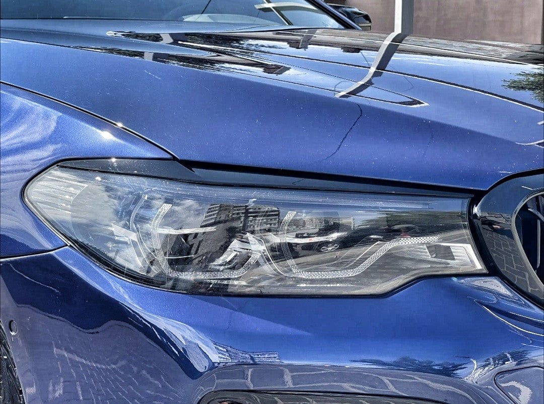Paupières De Phares Avant BMW Série 5 G30 2018-2023 Noir - vue de face - Becquet Voiture