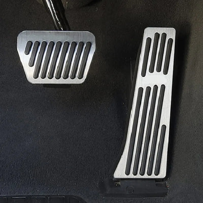 Pédales Aluminium BMW Série 5 6 7 F10 F11 F01 - vue de face - Becquet Voiture