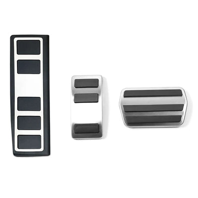 Pédales Inox Ford Mustang Mach-E 2021-2023 - vue de trois-quarts - Becquet Voiture