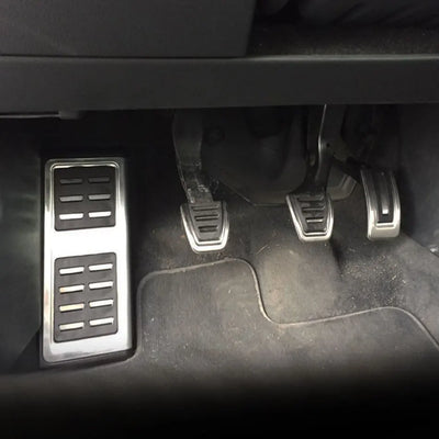 Pédales Inox Volkswagen T-Roc 2017-2024 - installé sur véhicule - Becquet Voiture