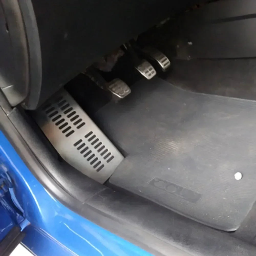 Pédales Inox VW Golf 4 Polo Audi A3 SEAT Leon - vue de face - Becquet Voiture