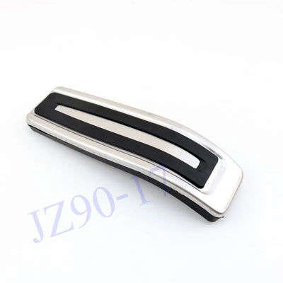 Pédales Sport Inox Audi Q7 Porsche Cayenne VW Touareg 2007-2015 - vue de trois-quarts - Becquet Voiture