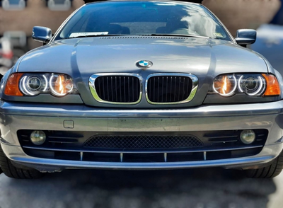 Phares Angel Eyes LED BMW Série 3 E46 - vue rapprochée - Becquet Voiture