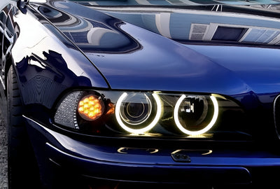 Phares LED Angel Eyes BMW Série 5 E39 - vue de face - Becquet Voiture
