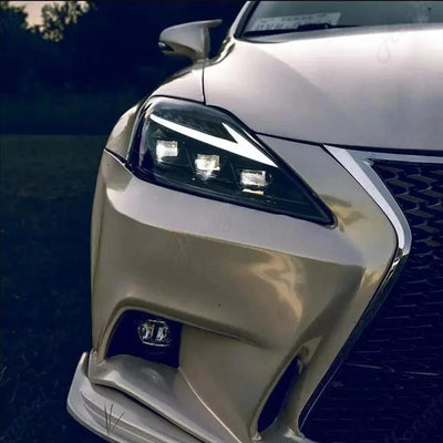Phares LED Avant Lexus IS250 IS350 IS F (2006-2013) DRL - détail du montage - Becquet Voiture