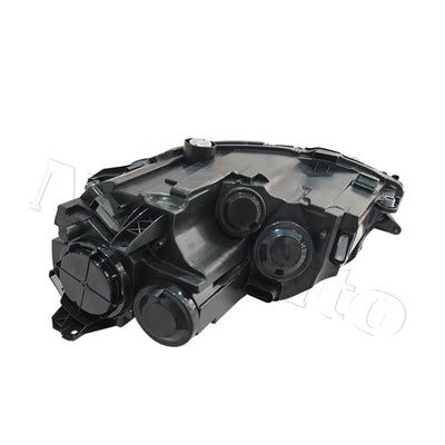 Phares LED Avant Volkswagen Golf 7 2013-2017 - vue de trois-quarts - Becquet Voiture