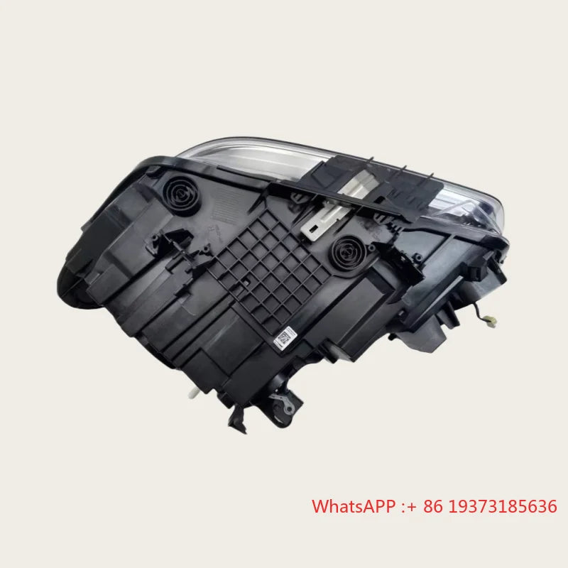 Phares LED BMW X2 F39 - vue de trois-quarts - Becquet Voiture