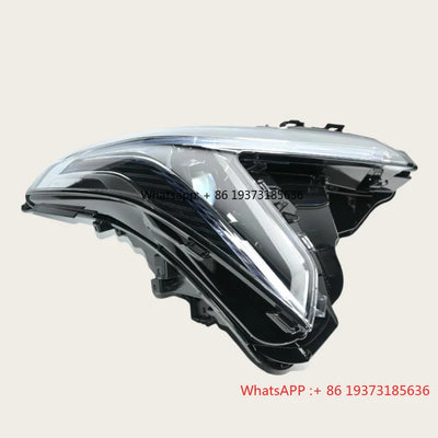 Phares LED Cadillac CT6 - installé sur véhicule - Becquet Voiture