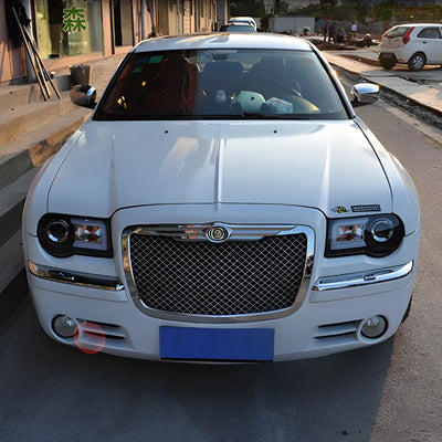Phares LED Chrysler 300C Lentille Projecteur - packshot studio - Becquet Voiture