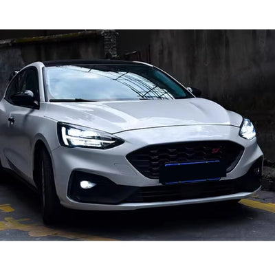 Phares LED Ford Focus MK4 2019-2021 Clignotants Séquentiels - installé sur véhicule - Becquet Voiture