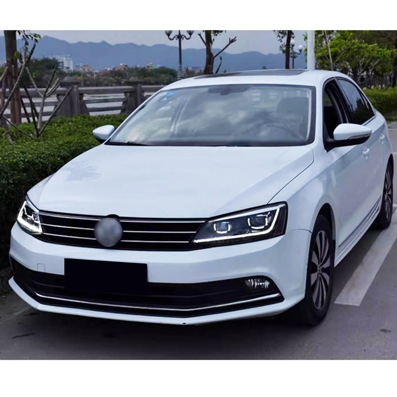 Phares LED Matriciels VW Passat B8 2014-2018 Séquentiel - installé sur véhicule - Becquet Voiture