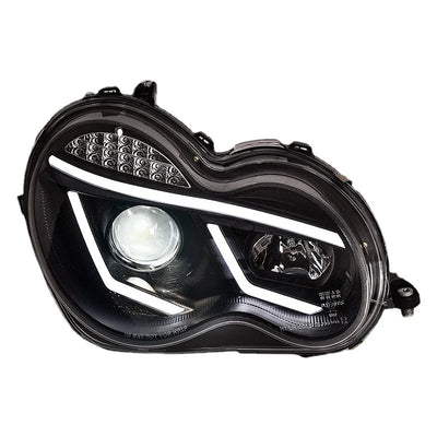 Phares LED Mercedes-Benz Classe C W203 2000-2006 - packshot studio - Becquet Voiture