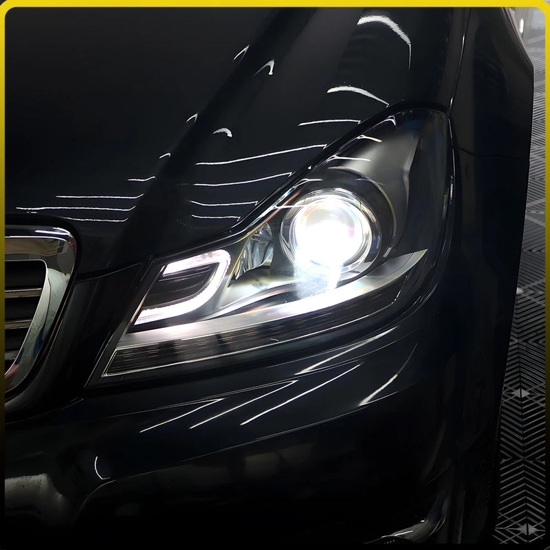 Phares LED Mercedes Classe C W204 2011-2013 (réf. 2) - vue de face - Becquet Voiture
