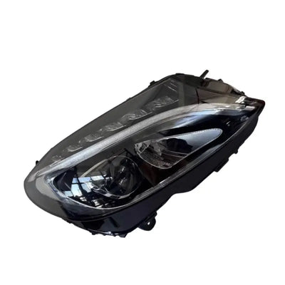 Phares LED Mercedes Classe C W205 2015-2017 - vue de profil - Becquet Voiture