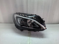 LED-Scheinwerfer Mercedes C-Klasse W205 2015–2018 links oder rechts - Dreiviertelansicht - Becquet Voiture