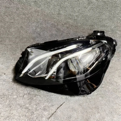 Phares LED Mercedes Classe E W213 2016-2020 - vue arrière - Becquet Voiture