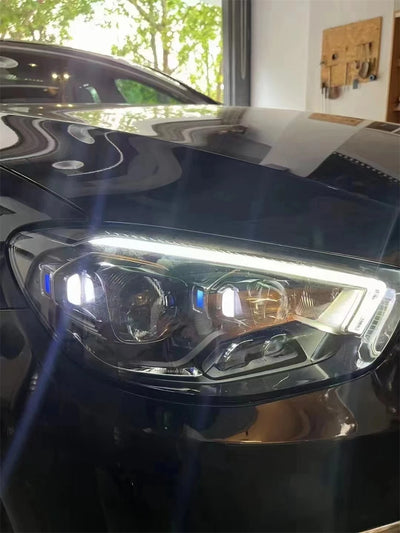 Phares LED Mercedes Classe E W213 DRL Sunshine - vue de trois-quarts - Becquet Voiture