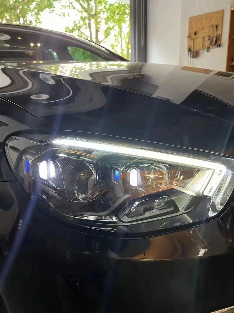 Phares LED Mercedes Classe E W213 DRL Sunshine - vue de trois-quarts - Becquet Voiture