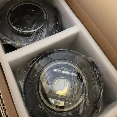 Phares LED Mercedes Classe G W463 W464 2012-2018 - vue de trois-quarts - Becquet Voiture